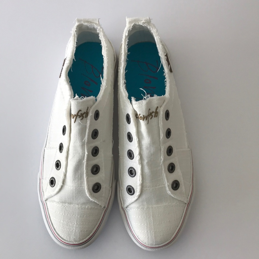 Blowfish white sneakers size 9